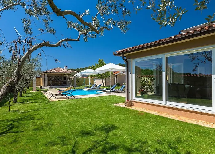 Zafirah Будинок відпочинку *