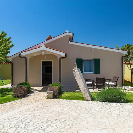 بيت للعطل Zafirah