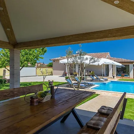 Hébergement de vacances Zafirah Pula