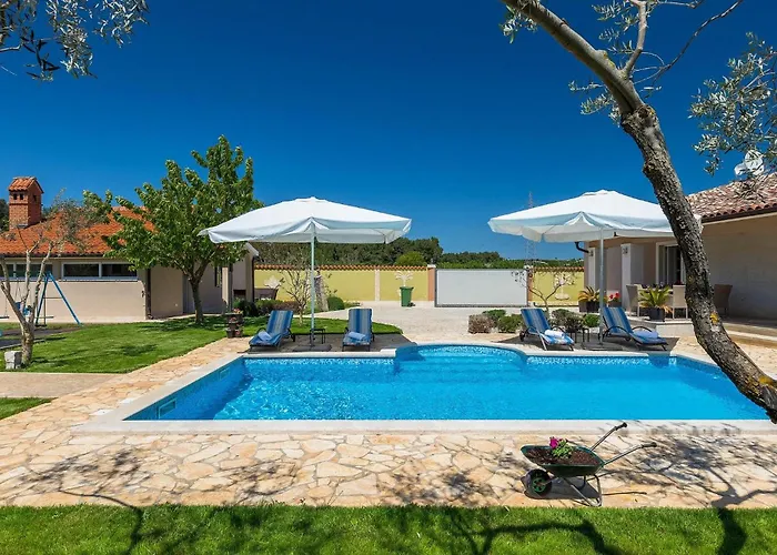 Zafirah Hébergement de vacances Pula