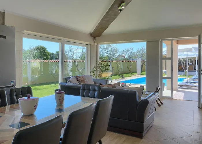 Zafirah Hébergement de vacances *